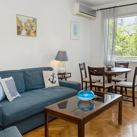 Sunny 2-bedroom Flat Near Sea Garden I Chayka, By Flat Mаnаger Апартаменты Варна