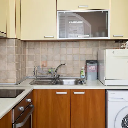 Sunny 2-bedroom Flat Near Sea Garden I Chayka, By Flat Mаnаger Apartamento
