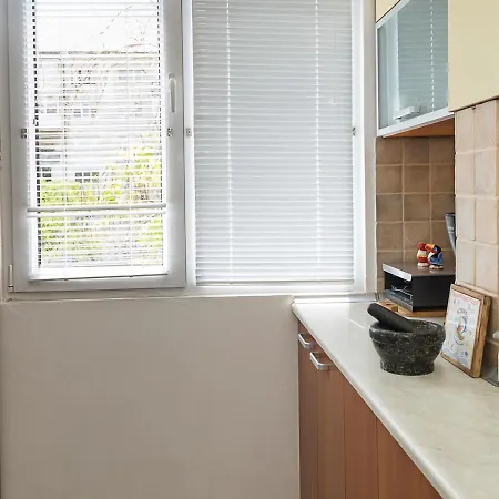 Апартаменты Sunny 2-bedroom Flat Near Sea Garden I Chayka, By Flat Mаnаger *
