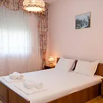 Sunny 2-bedroom Flat Near Sea Garden I Chayka, By Flat Mаnаger